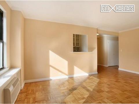 3525 Arborcrest Ct, Cincinnati, OH 45236 photo 4