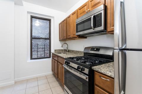 2736 Hyde Park Ave, Cincinnati, OH 45209 photo 2