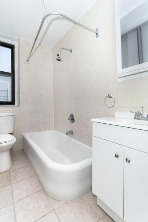 2736 Hyde Park Ave, Cincinnati, OH 45209 photo 6