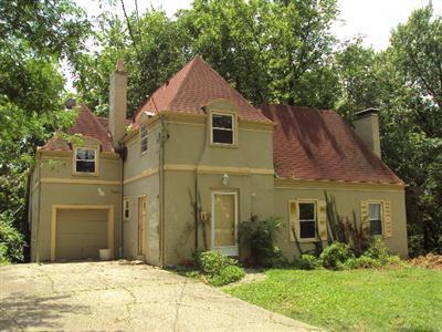 1243 Avon Dr, Cincinnati, OH 45229 photo 3