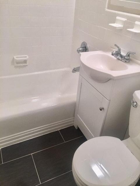 4238 Zagar Dr, Cincinnati, OH 45245 photo 4