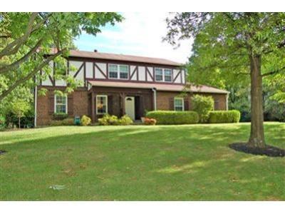438 Flembrook Ct, Wyoming, OH 45231 photo 3