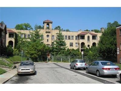 704 Fred Shuttlesworth Cir, Cincinnati, OH 45229 photo 2
