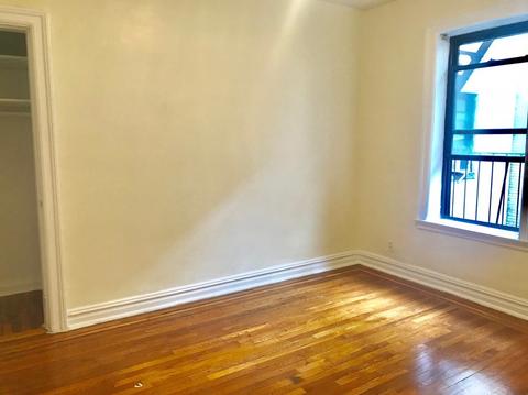 3925 West St, Mariemont, OH 45227 photo 4