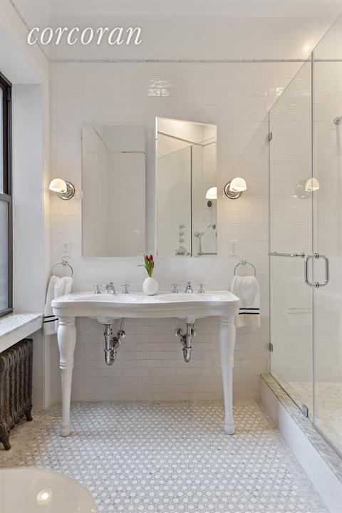 3936 Dickson Ave, Cincinnati, OH 45229 photo 7