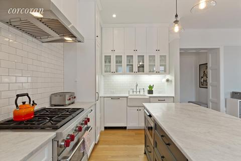 3936 Dickson Ave, Cincinnati, OH 45229 photo 5