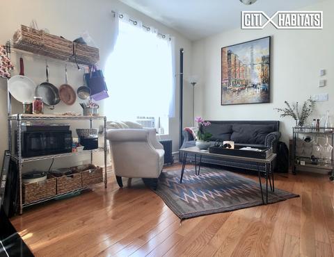 4113 Pillars Dr, Cincinnati, OH 45209 photo 1