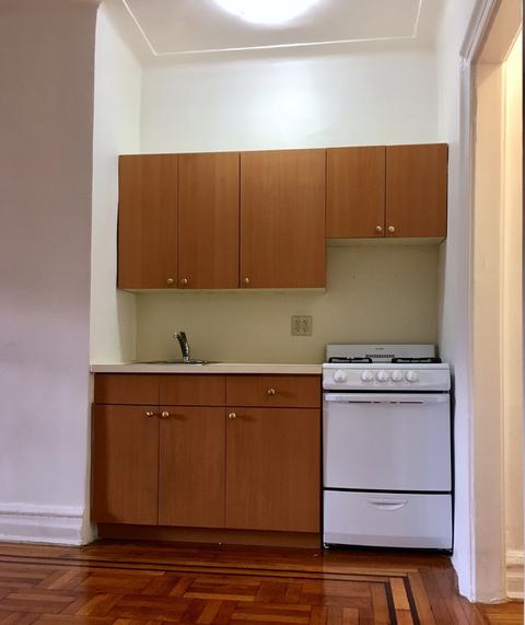 527 Constitution Sq, Cincinnati, OH 45255 photo 2