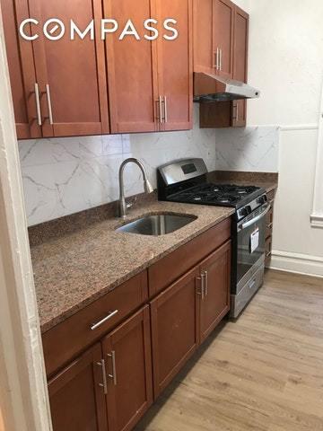 4265 Chambers St, Cincinnati, OH 45223 photo 5