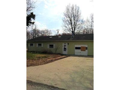 2643 Spring St, Bethel, OH 45106 photo 1
