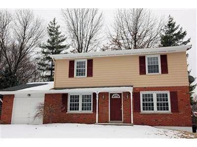 2475 Kingspath Dr, Cincinnati, OH 45231 photo 1