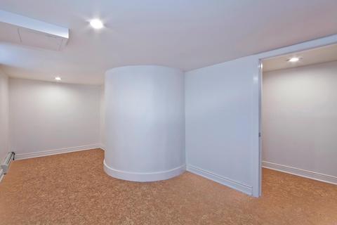 7410 Drake Rd, Cincinnati, OH 45243 photo 8
