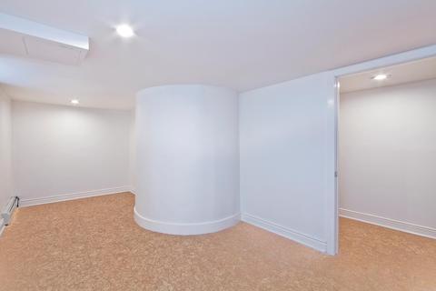 7410 Drake Rd, Cincinnati, OH 45243 photo 9
