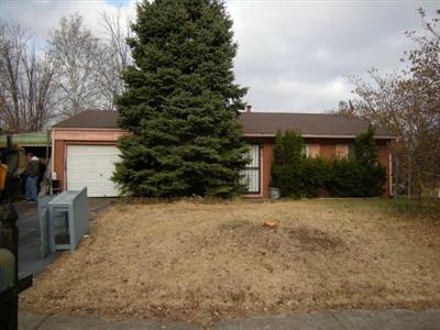 662 Chateau Dr, Cincinnati, OH 45244 photo 2