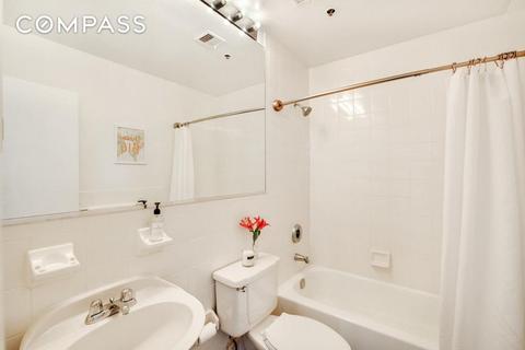 3 Spring Knoll Dr, Mariemont, OH 45227 photo 11