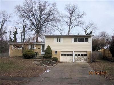 1720 Flora Ave, Cincinnati, OH 45231 photo 3