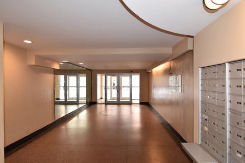 105 University Ave, Cincinnati, OH 45219 photo 2