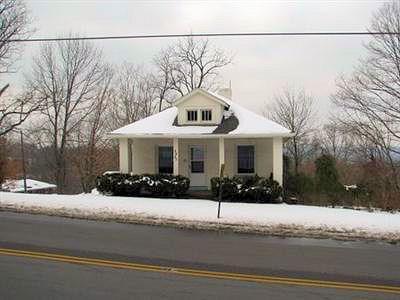 2425 Galbraith Rd, Cincinnati, OH 45237 photo 1