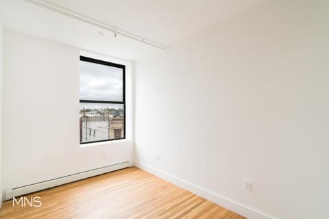 3225 Vine St, Cincinnati, OH 45220 photo 8