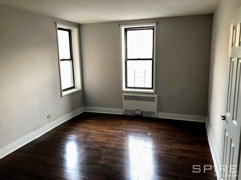 896 Forest Acres Dr, Cincinnati, OH 45255 photo 5