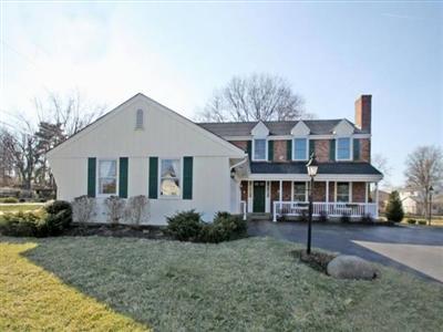 9939 Zig Zag Rd, Montgomery, OH 45242 photo 1