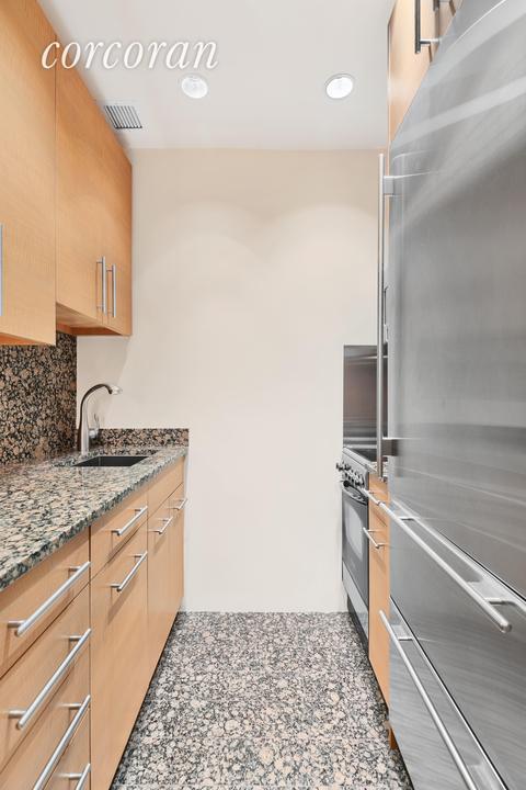 2400 Galbraith Rd, Cincinnati, OH 45237 photo 12
