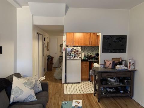 322 Warner St, Cincinnati, OH 45219 photo 1
