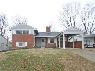 57 Hamlin Dr, Greenhills, OH 45218 photo 3