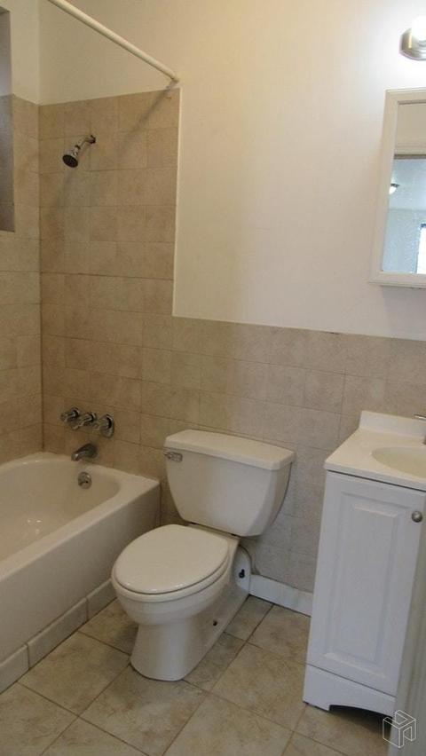 824 Loda Dr, Cincinnati, OH 45245 photo 4