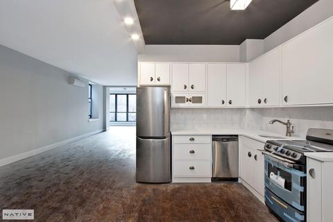 3345 Ninann Ct, Cincinnati, OH 45211 photo 2