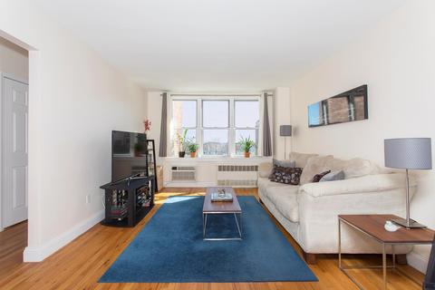 7401 Winton Rd, Cincinnati, OH 45224 photo 4