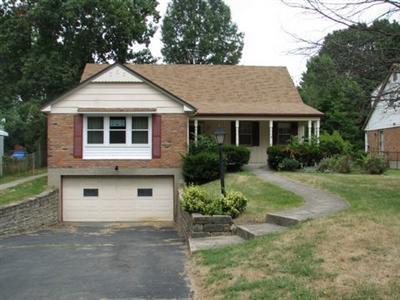 996 Springbrook Dr, Cincinnati, OH 45224 photo 3