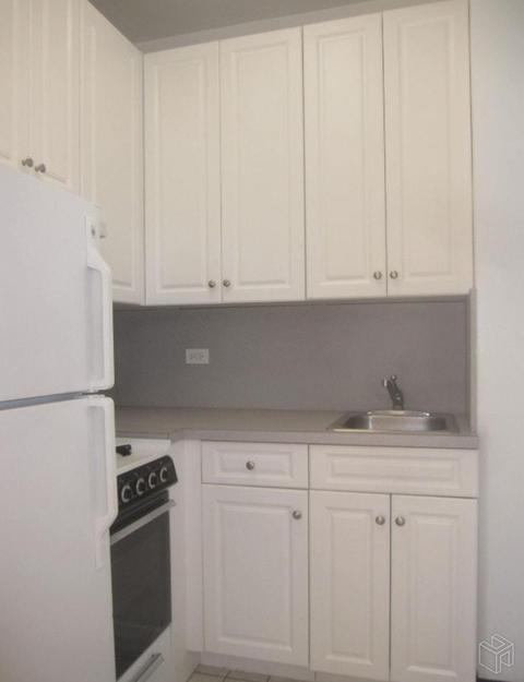 996 Springbrook Dr, Cincinnati, OH 45224 photo 6