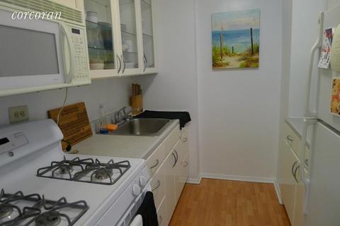8830 Long Ln, Cincinnati, OH 45231 photo 1