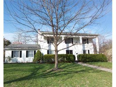 2676 Cyclorama Dr, Cincinnati, OH 45211 photo 3