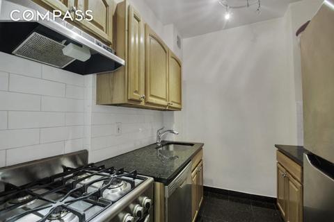 8912 Kemper Rd, Montgomery, OH 45249 photo 12