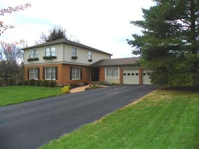 11621 Cedarview Dr, Montgomery, OH 45249 photo 3