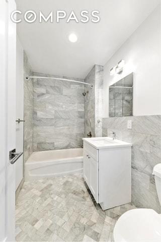 3608 Flintpoint Way, Mariemont, OH 45227 photo 6