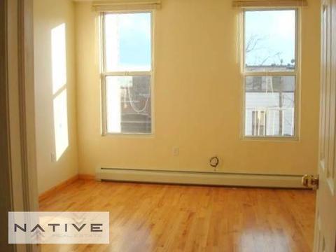 4426 Schulte Dr, Cincinnati, OH 45205 photo 3