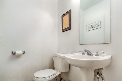 9779 Troon Ct, Blue Ash, OH 45242 photo 12