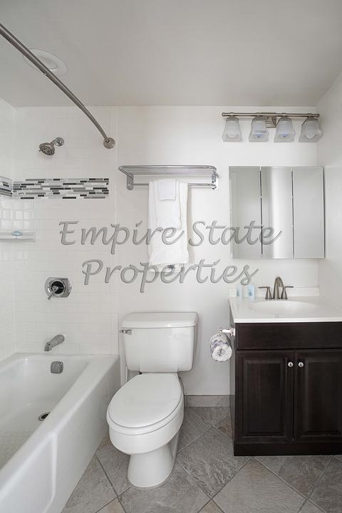 3926 Petoskey Ave, Mariemont, OH 45227 photo 7
