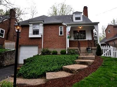 4302 Joan Pl, Mariemont, OH 45227 photo 1