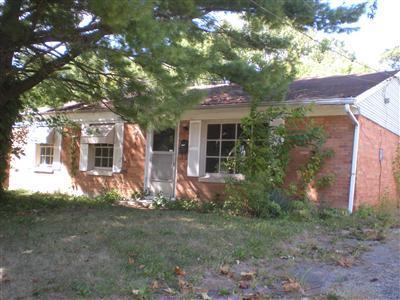 1064 Wellspring Dr, Cincinnati, OH 45231 photo 3