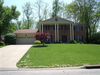 9889 Forestglen Dr, Montgomery, OH 45242 photo 3