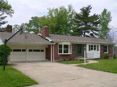 8365 Mockingbird Ln, Cincinnati, OH 45231 photo 3