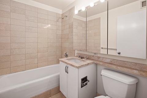 3874 Spring House Ln, Cincinnati, OH 45217 photo 8