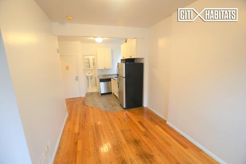 1640 Rose Pl, Cincinnati, OH 45237 photo 4