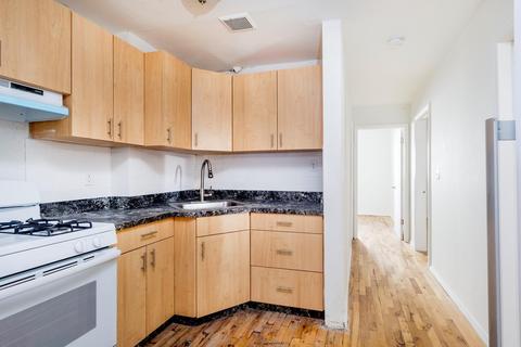 9364 Cardinal Ct, Blue Ash, OH 45242 photo 1