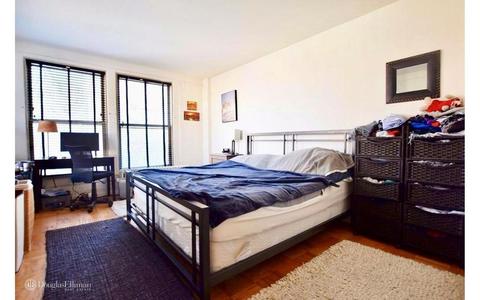 4323 Twenty Eighth St, Cincinnati, OH 45209 photo 2