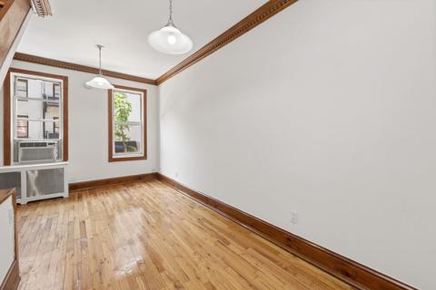 319 Robin Ave, Mount Orab, OH 45154 photo 7